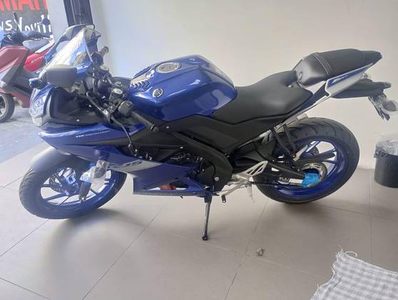 YAMAHA YZF R15 YAMAHA YZF R15